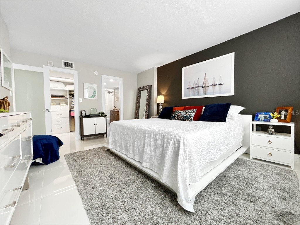 101 S Gulfstream Ave #9C Sarasota FL 34236 A4672134 image20