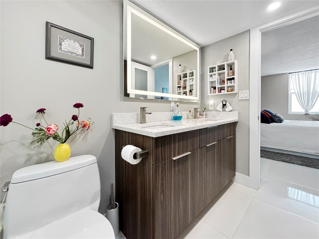 101 S Gulfstream Ave #9C Sarasota FL 34236 A4672134 image22