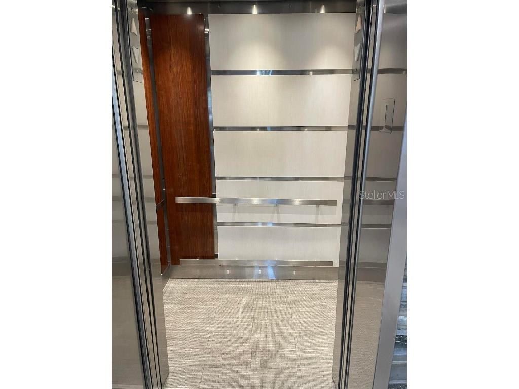 101 S Gulfstream Avenue #10B Sarasota FL 34236 O6346773 image10