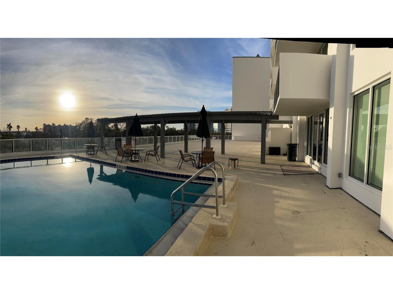 101 S Gulfstream Avenue #10B Sarasota FL 34236 O6346773 image3