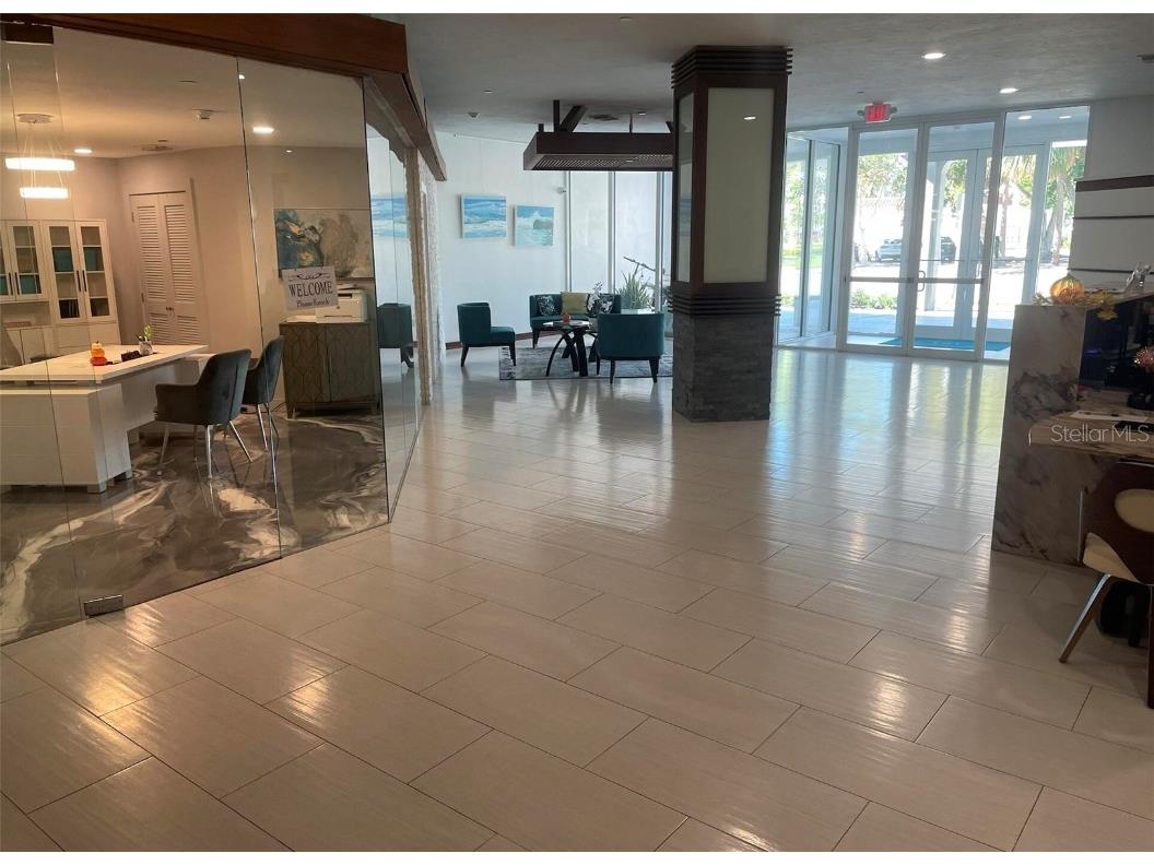 101 S Gulfstream Avenue #10B Sarasota FL 34236 O6346773 image5