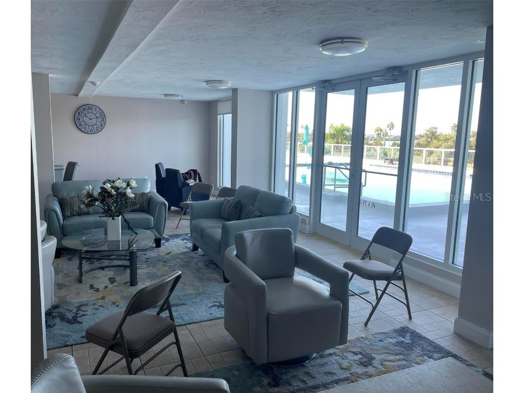 101 S Gulfstream Avenue #10B Sarasota FL 34236 O6346773 image6