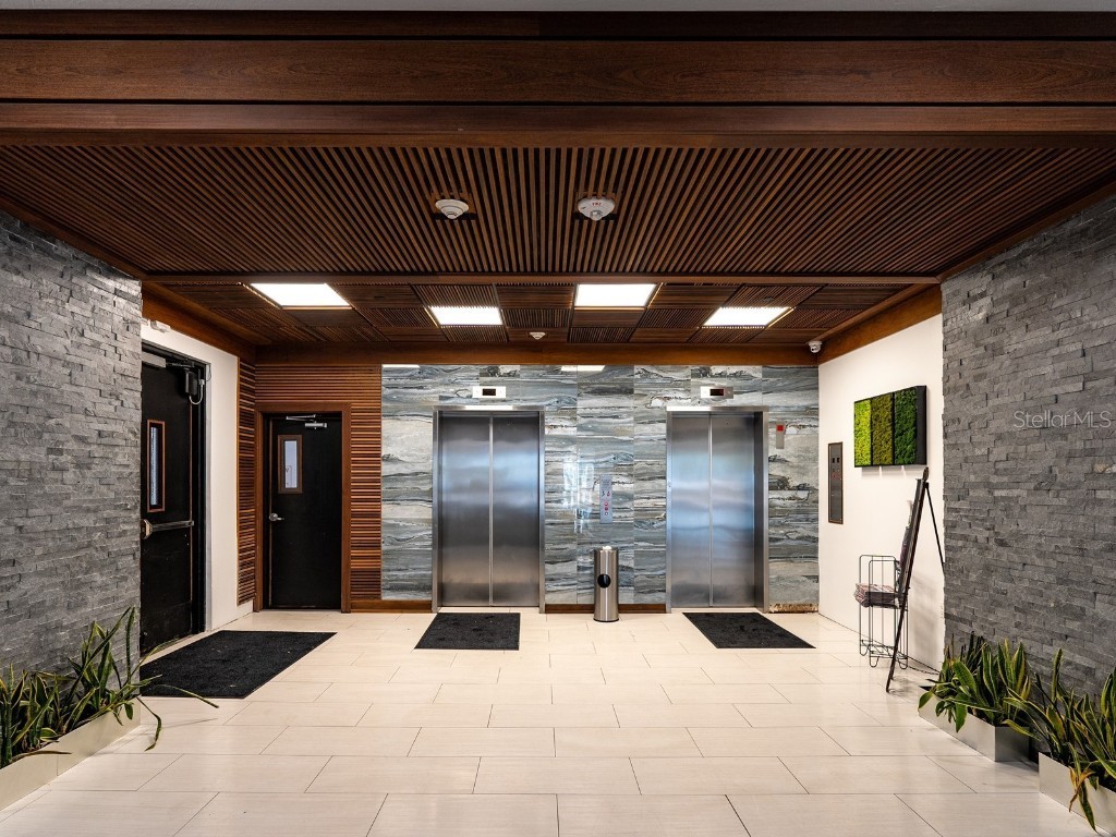 101 S Gulfstream Avenue #10E Sarasota FL 34236 - SARASOTA BAY A4636231 image20