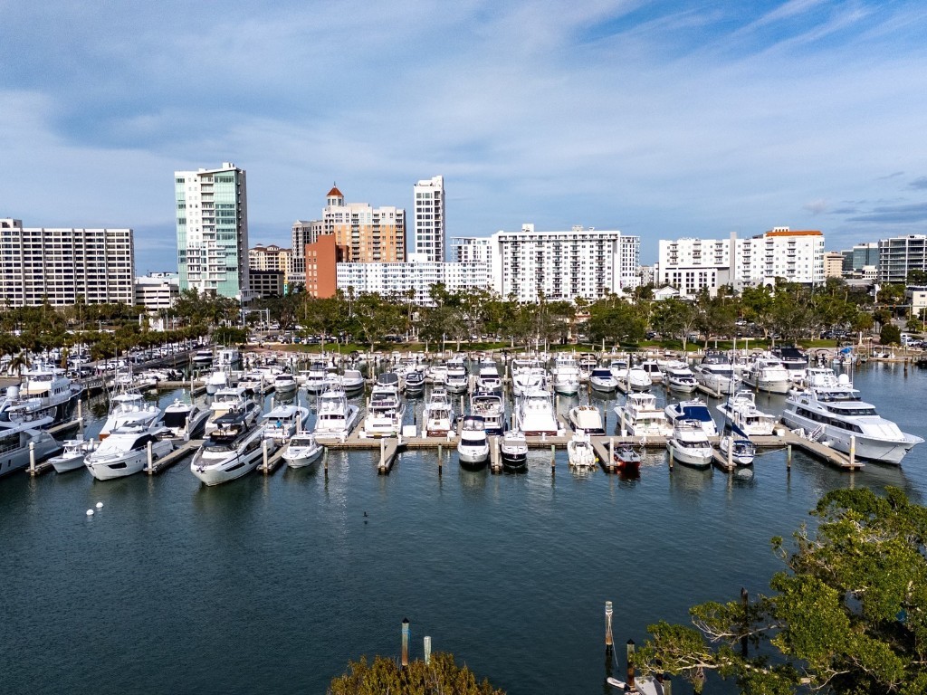 101 S Gulfstream Avenue #10E Sarasota FL 34236 - SARASOTA BAY A4636231 image35