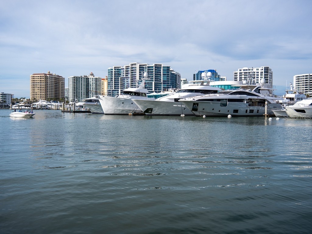 101 S Gulfstream Avenue #10E Sarasota FL 34236 - SARASOTA BAY A4636231 image48