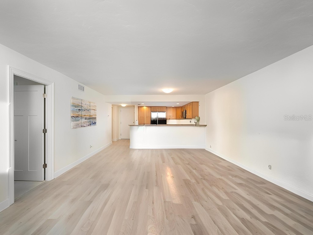 101 S Gulfstream Avenue #10E Sarasota FL 34236 - SARASOTA BAY A4636231 image5