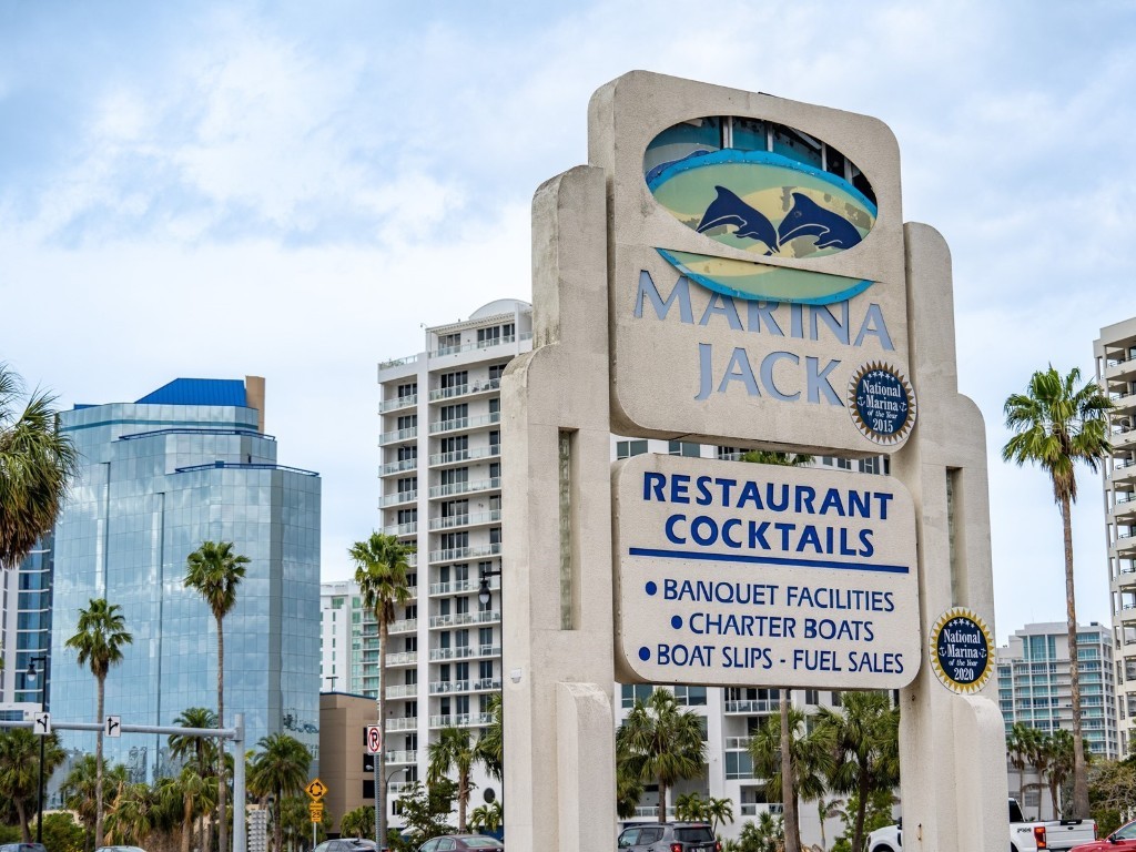 101 S Gulfstream Avenue #10E Sarasota FL 34236 - SARASOTA BAY A4672845 image45