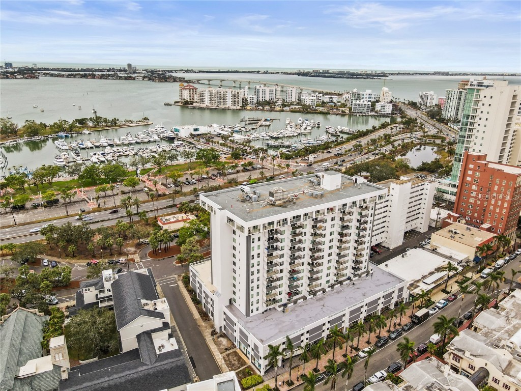 101 S Gulfstream Avenue #12C Sarasota FL 34236 A4668919 image18