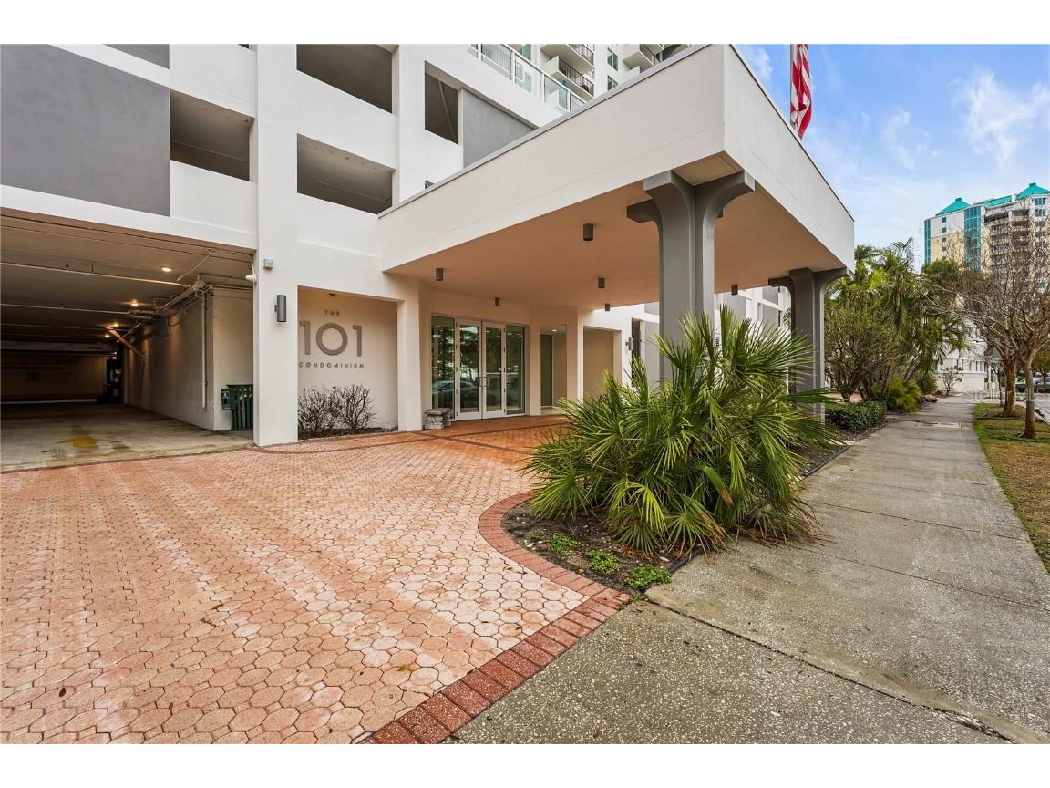 101 S Gulfstream Avenue #12C Sarasota FL 34236 A4668919 image20