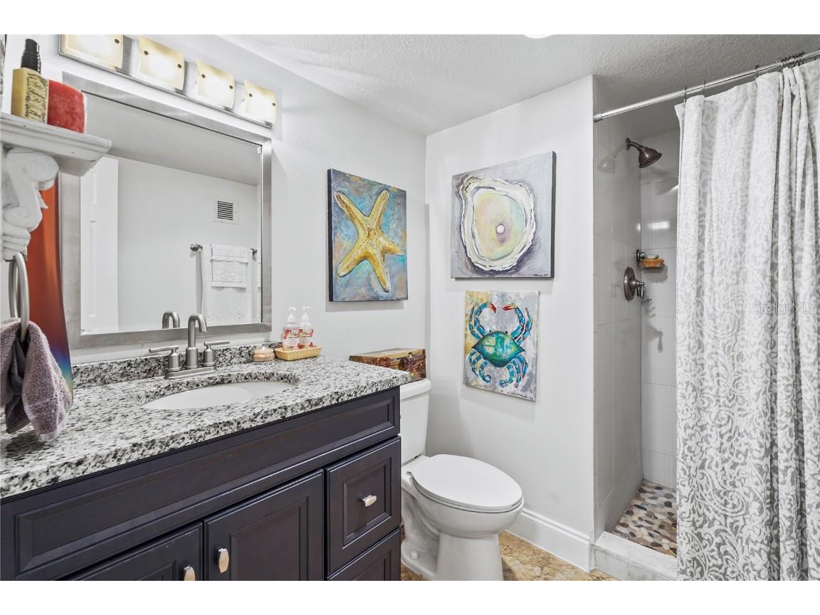 101 S Gulfstream Avenue #12C Sarasota FL 34236 A4668919 image28