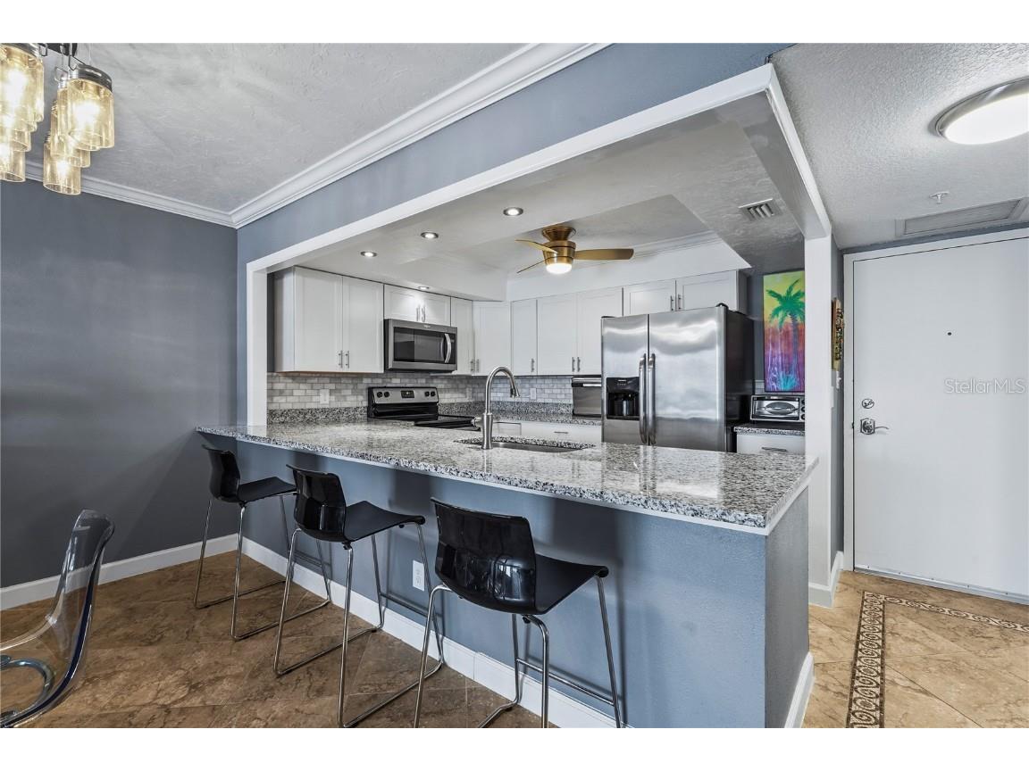 101 S Gulfstream Avenue #12C Sarasota FL 34236 A4668919 image34