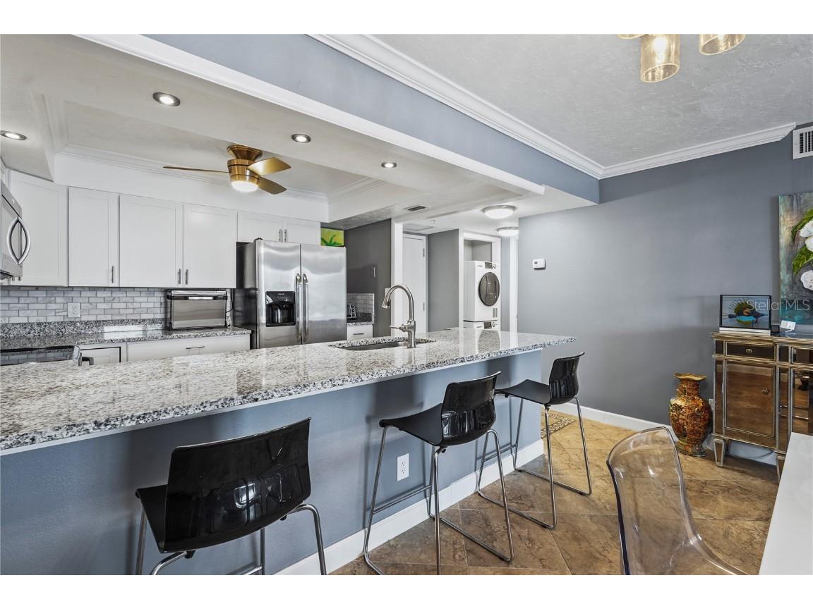 101 S Gulfstream Avenue #12C Sarasota FL 34236 A4668919 image35