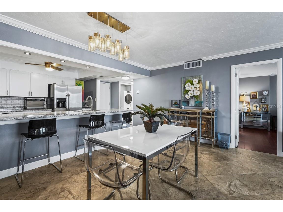 101 S Gulfstream Avenue #12C Sarasota FL 34236 A4668919 image38