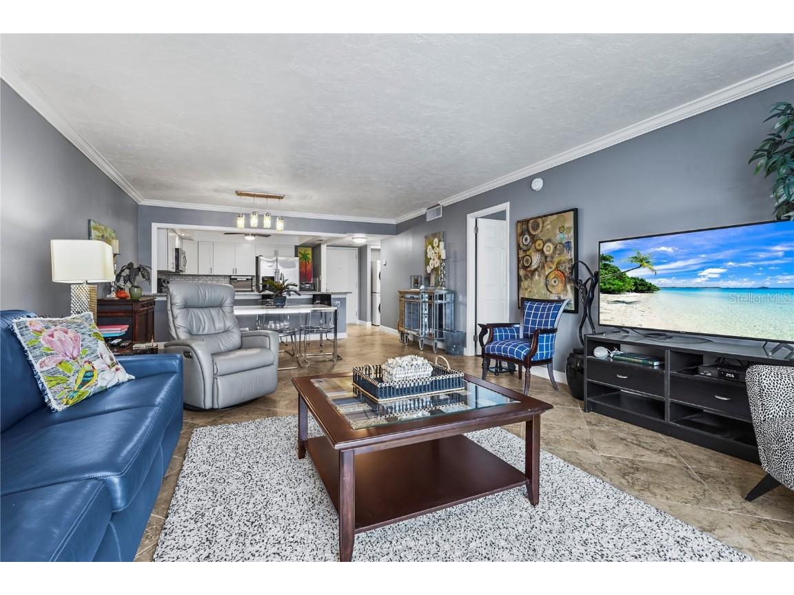 101 S Gulfstream Avenue #12C Sarasota FL 34236 A4668919 image40