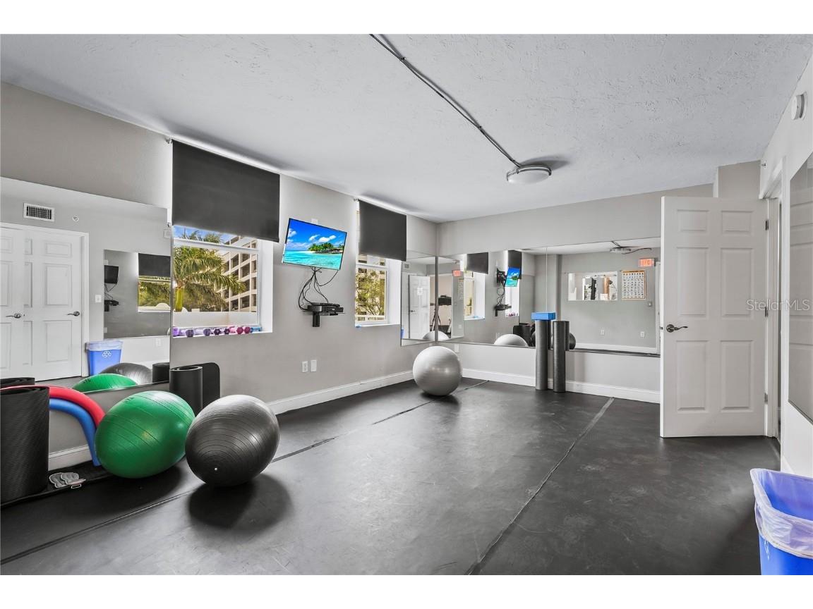 101 S Gulfstream Avenue #12C Sarasota FL 34236 A4668919 image53