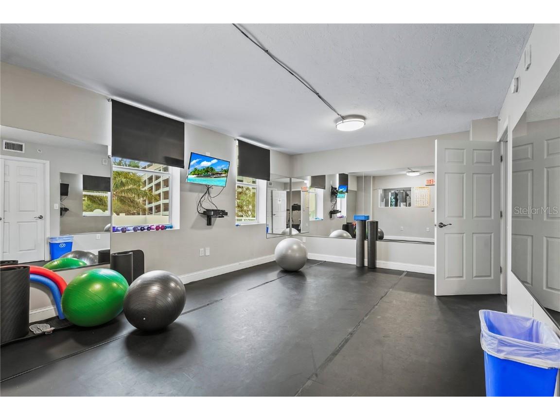 101 S Gulfstream Avenue #12C Sarasota FL 34236 A4668919 image56