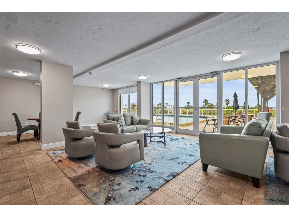 101 S Gulfstream Avenue #12C Sarasota FL 34236 A4668919 image59