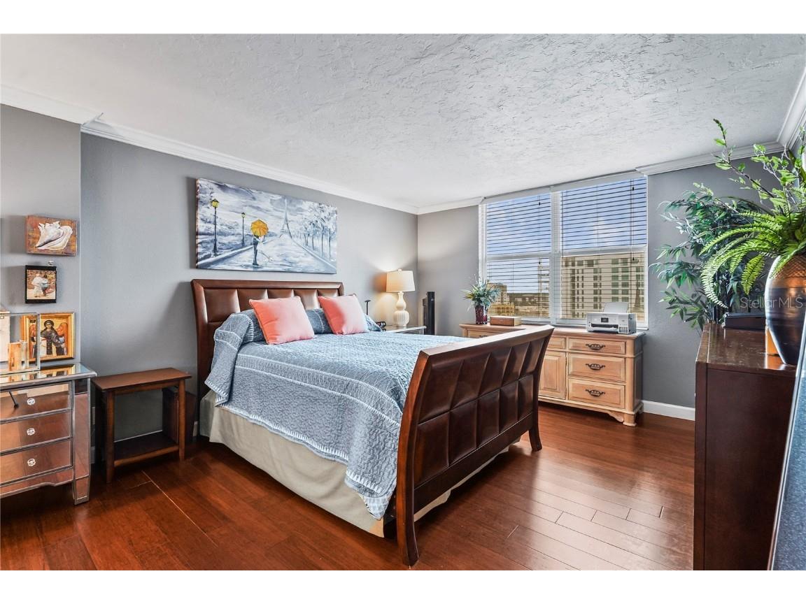 101 S Gulfstream Avenue #12C Sarasota FL 34236 A4668919 image7