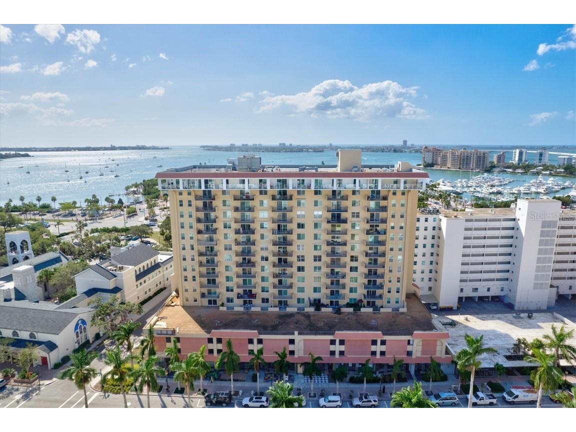 101 S Gulfstream Avenue #14B Sarasota FL 34236 - SARASOTA BAY N6123827 image1
