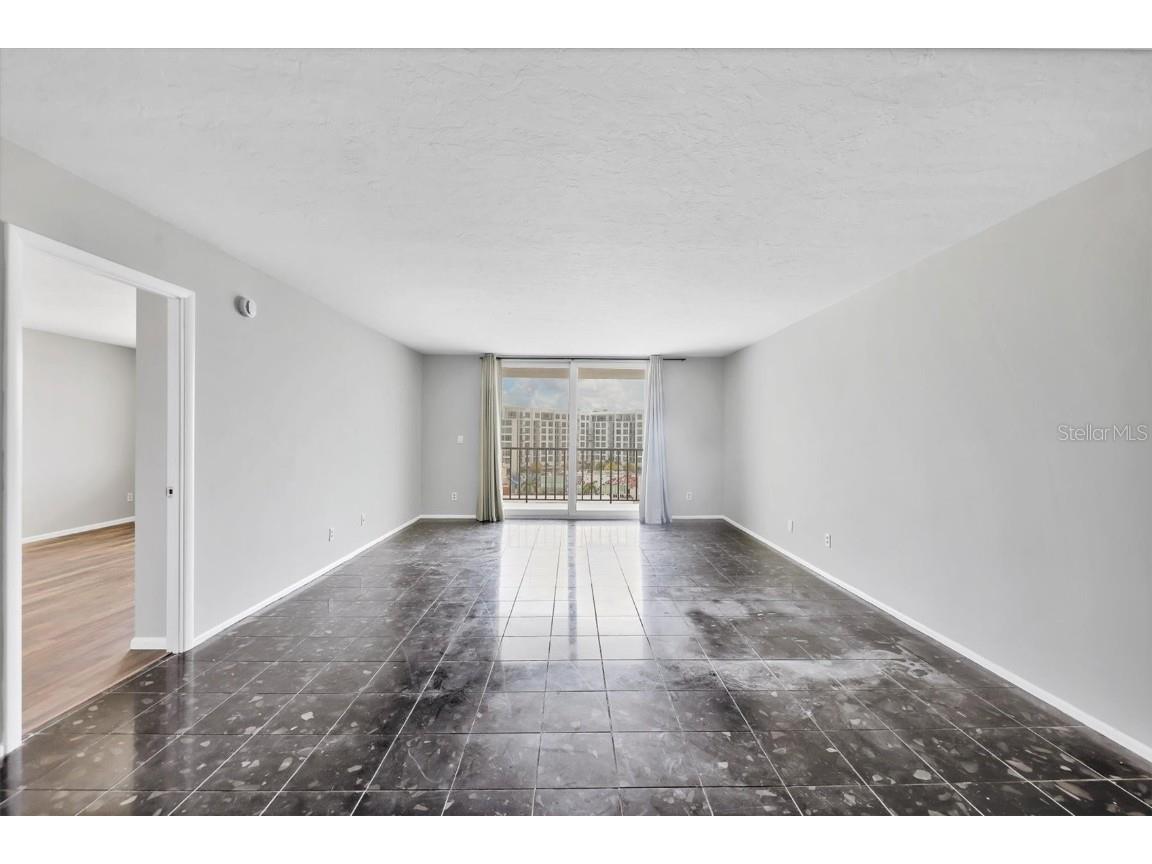 101 S Gulfstream Avenue #15C Sarasota FL 34236 A4656267 image13