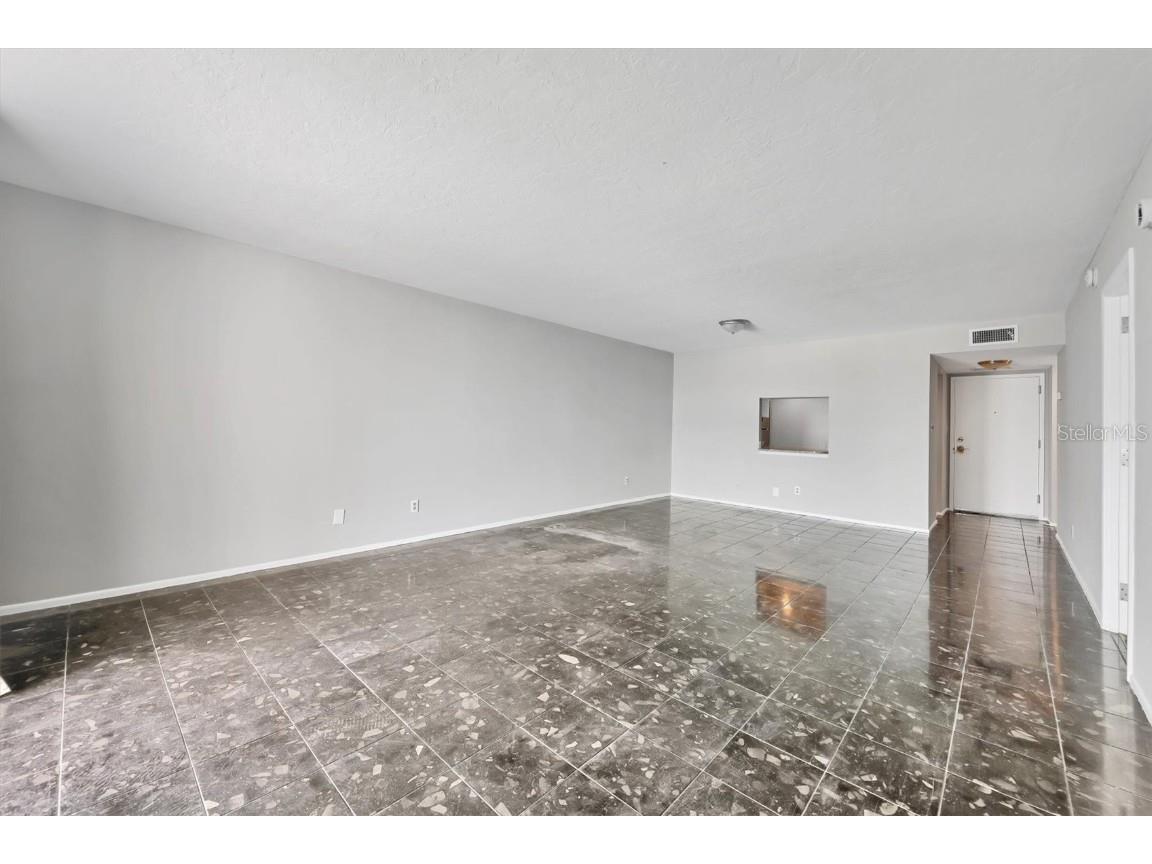 101 S Gulfstream Avenue #15C Sarasota FL 34236 A4656267 image16