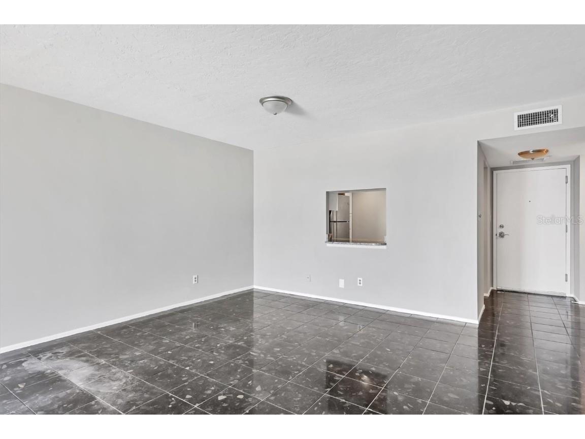 101 S Gulfstream Avenue #15C Sarasota FL 34236 A4656267 image20