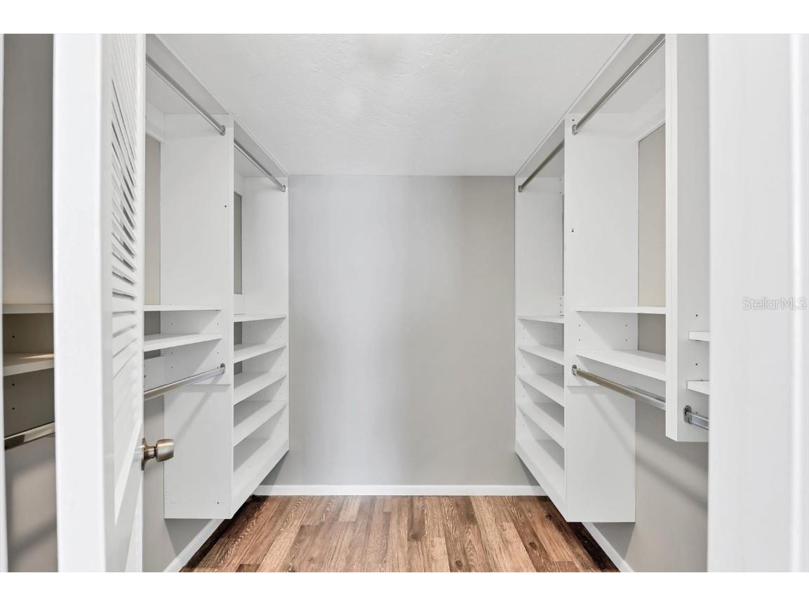 101 S Gulfstream Avenue #15C Sarasota FL 34236 A4656267 image26