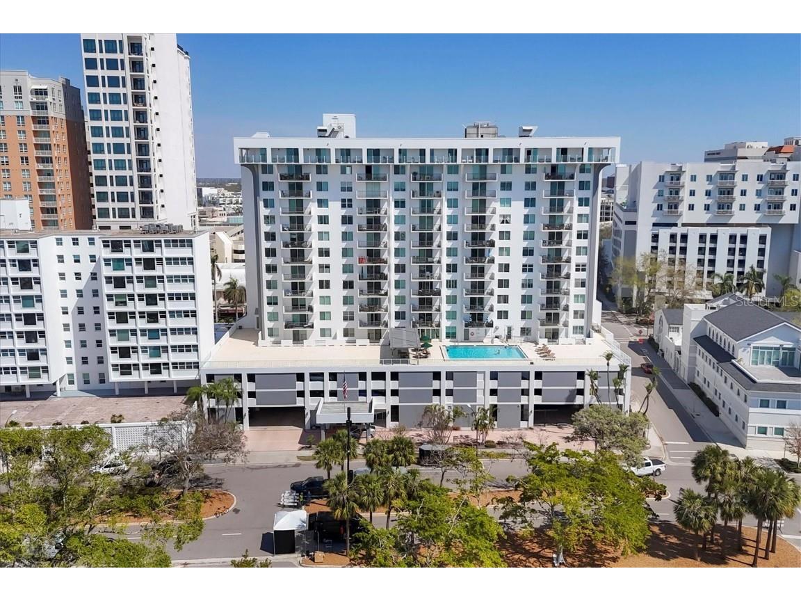101 S Gulfstream Avenue #15C Sarasota FL 34236 A4656267 image3