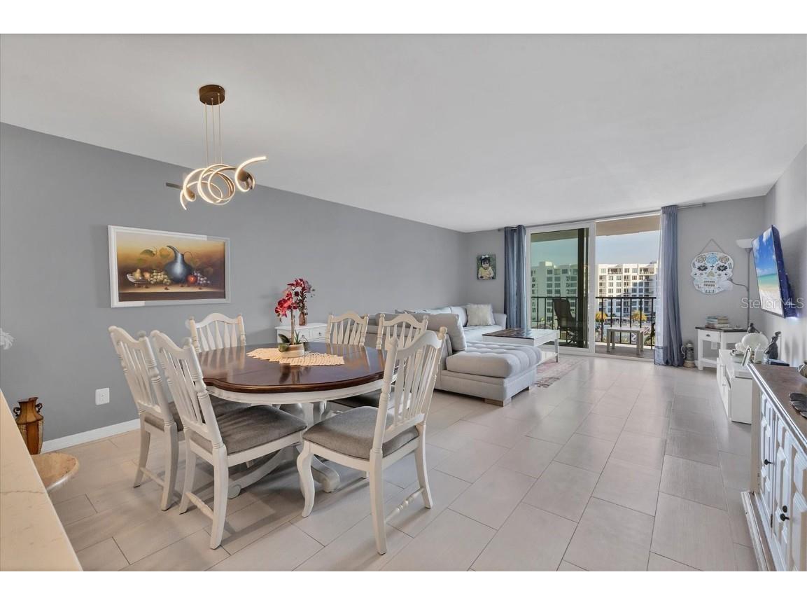 101 S Gulfstream Avenue #15E Sarasota FL 34236 A4676360 image11