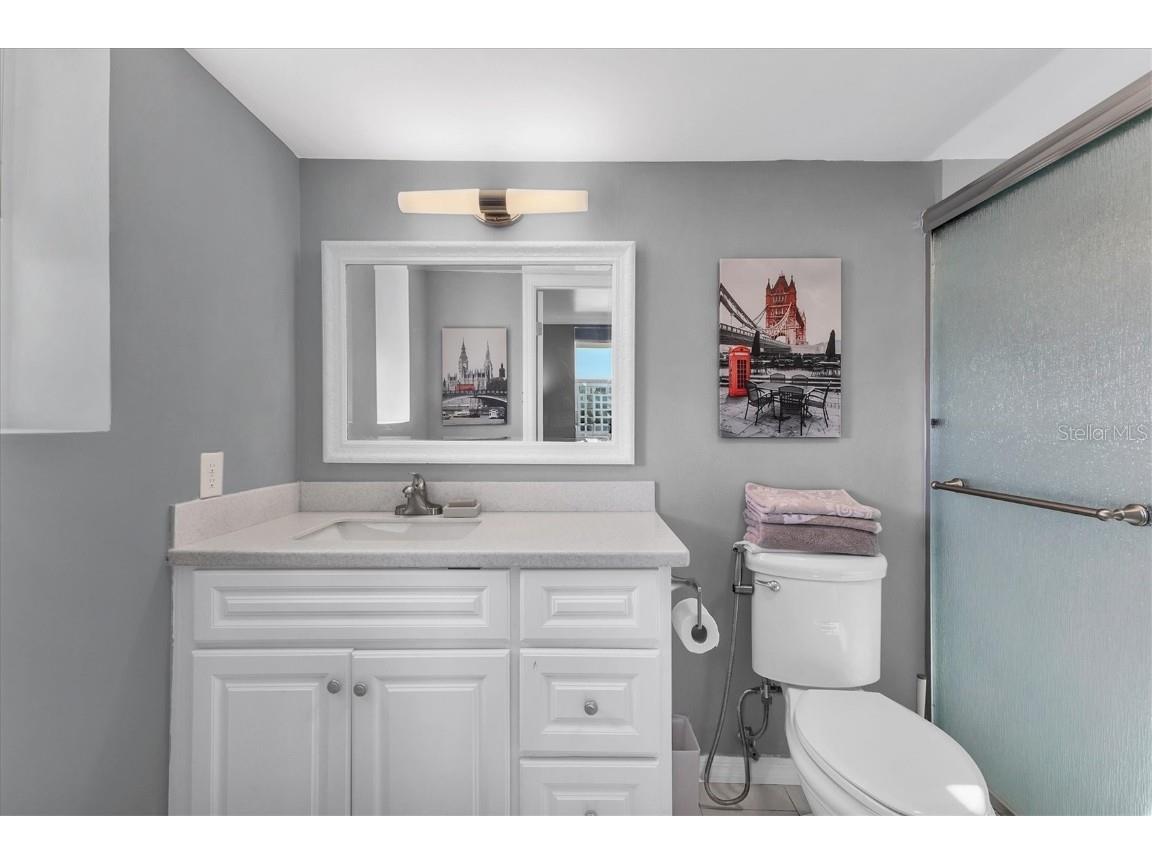 101 S Gulfstream Avenue #15E Sarasota FL 34236 A4676360 image14