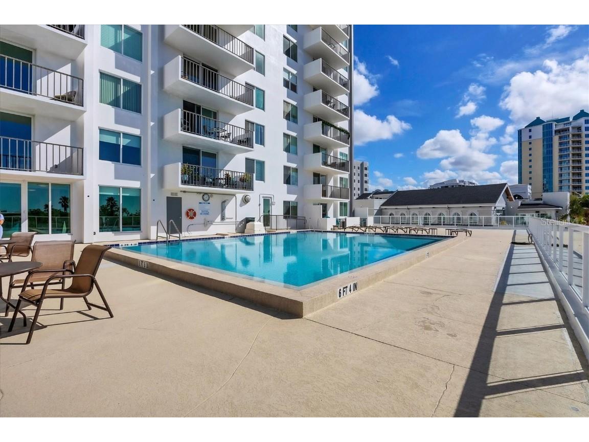 101 S Gulfstream Avenue #15E Sarasota FL 34236 A4676360 image28