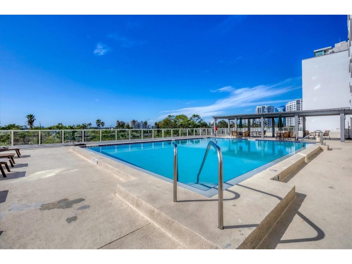101 S Gulfstream Avenue #15E Sarasota FL 34236 A4676360 image29