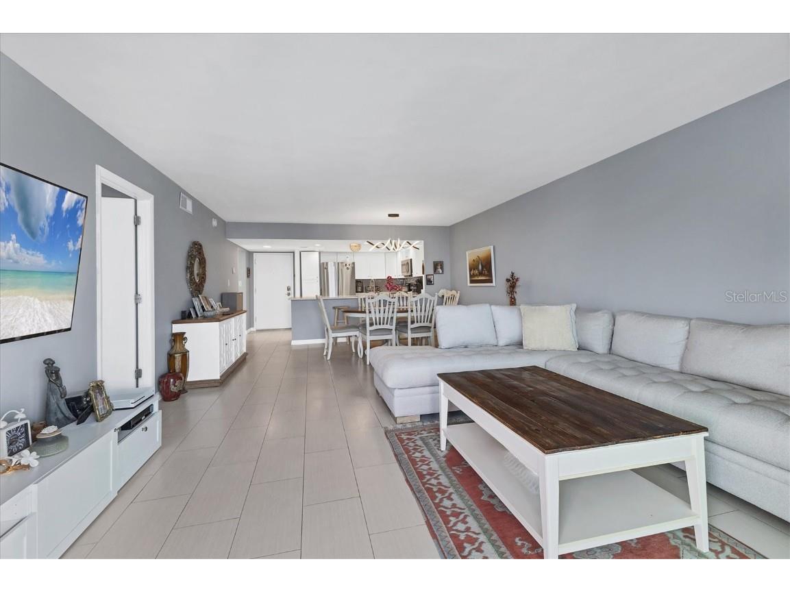 101 S Gulfstream Avenue #15E Sarasota FL 34236 A4676360 image9