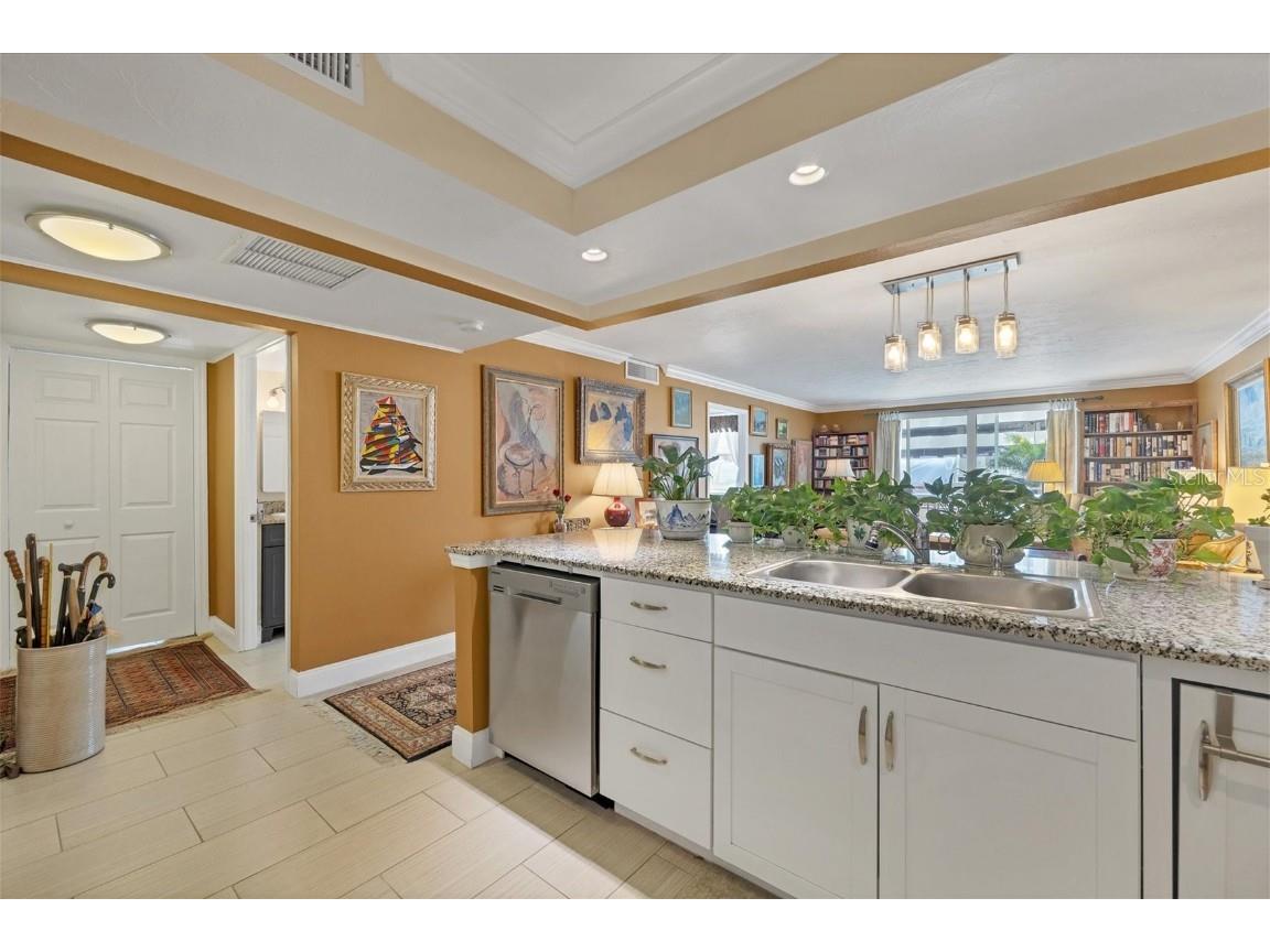 101 S Gulfstream Avenue #4A Sarasota FL 34236 A4621110 image10