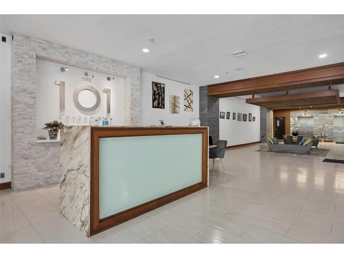 101 S Gulfstream Avenue #4A Sarasota FL 34236 A4621110 image24