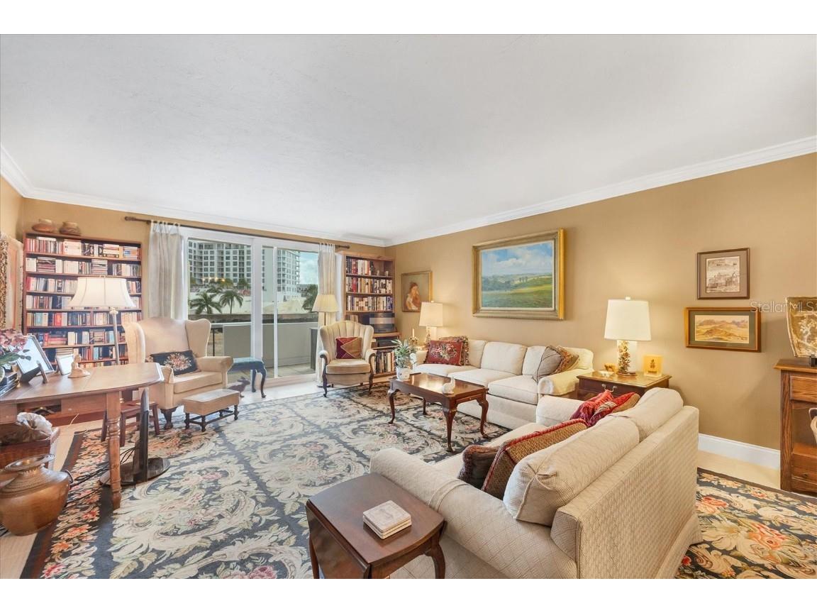 101 S Gulfstream Avenue #4A Sarasota FL 34236 A4621110 image3