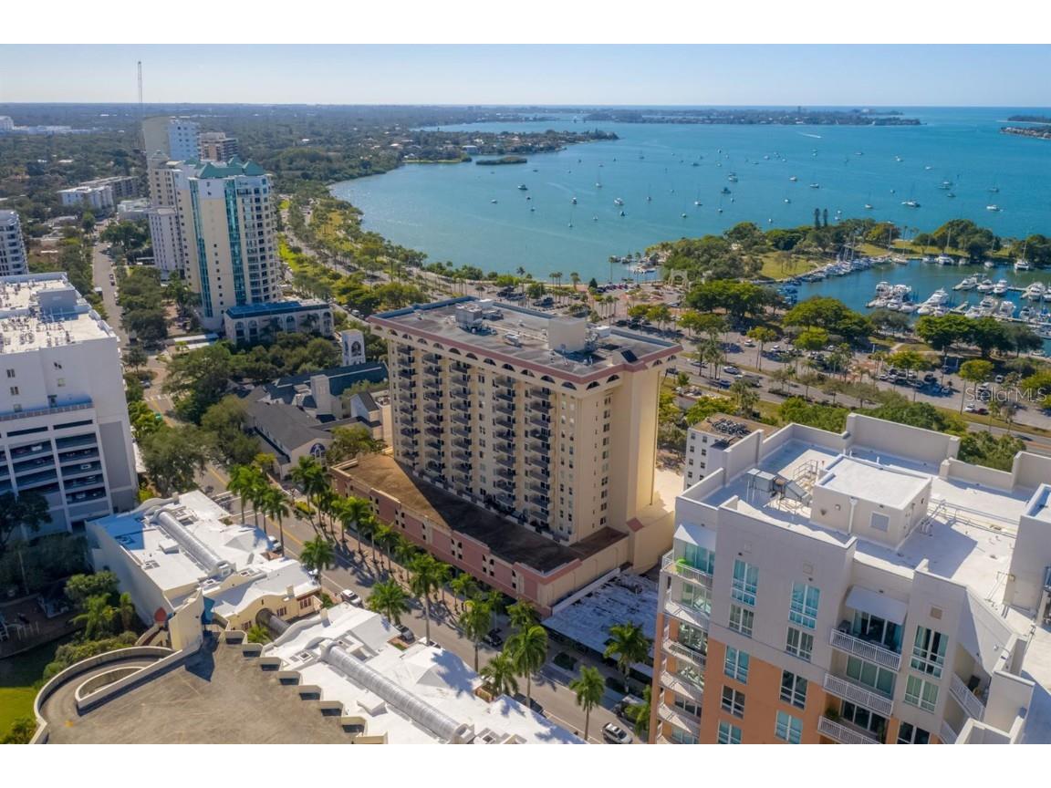 101 S Gulfstream Avenue #7D Sarasota FL 34236 A4576915 image1