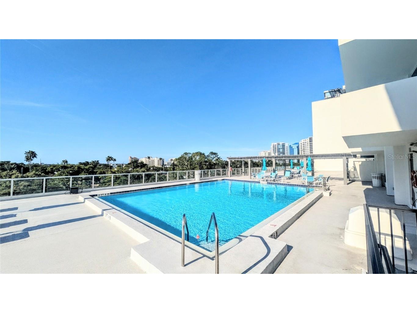 101 S Gulfstream Avenue #7E Sarasota FL 34236 A4674466 image27