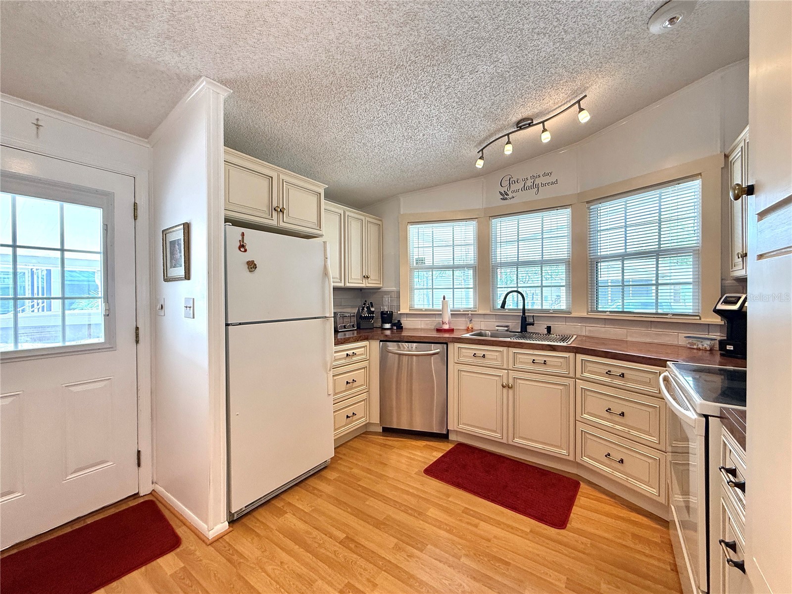 101 Saint George Court Apollo Beach FL 33572 TB8486995 image12