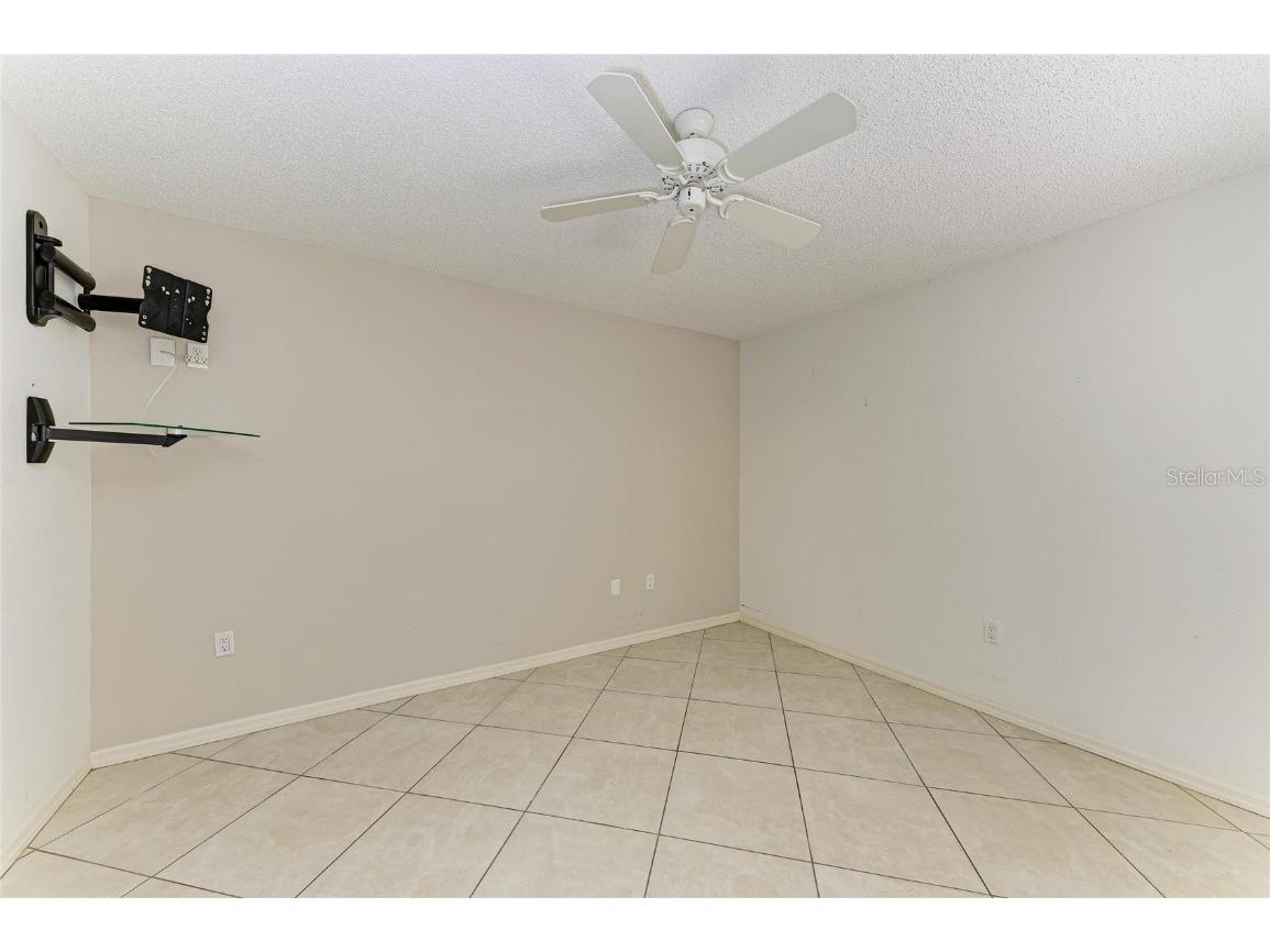 101 Southampton Place N #248 Venice FL 34293 A4673622 image26