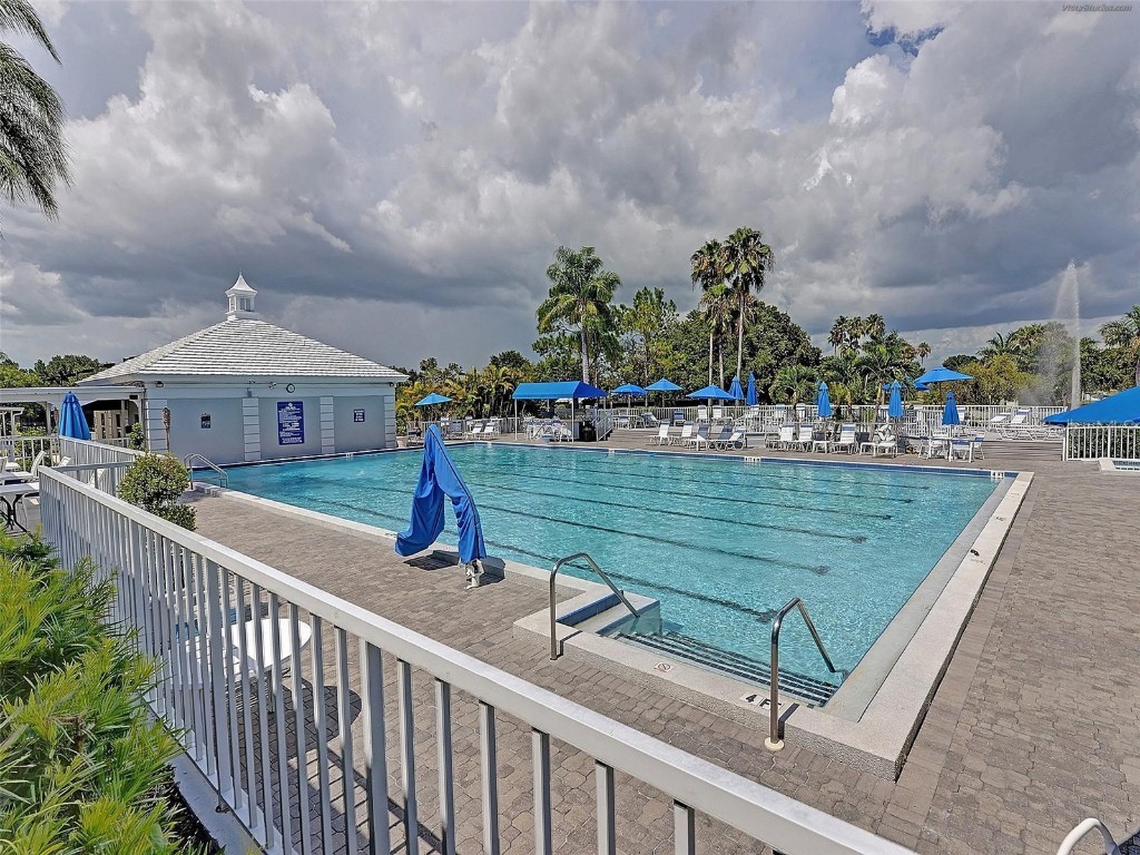 101 Southampton Place N #248 Venice FL 34293 A4673622 image45