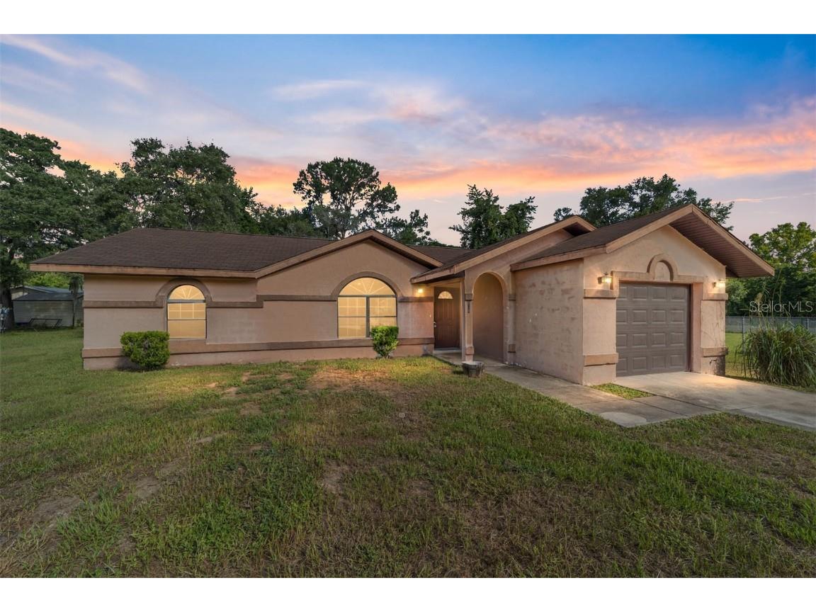 101 Spring Loop Ocala FL 34472 OM679715 image1