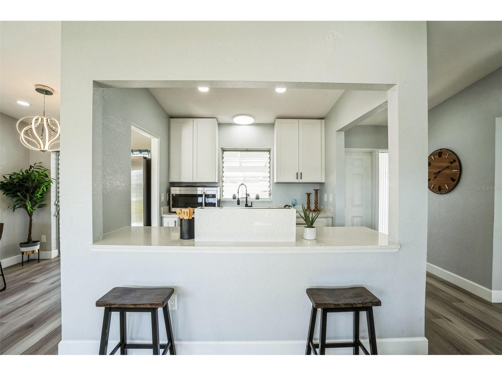 101 Sunlit Cove Drive NE Saint Petersburg FL 33702 TB8477272 image10