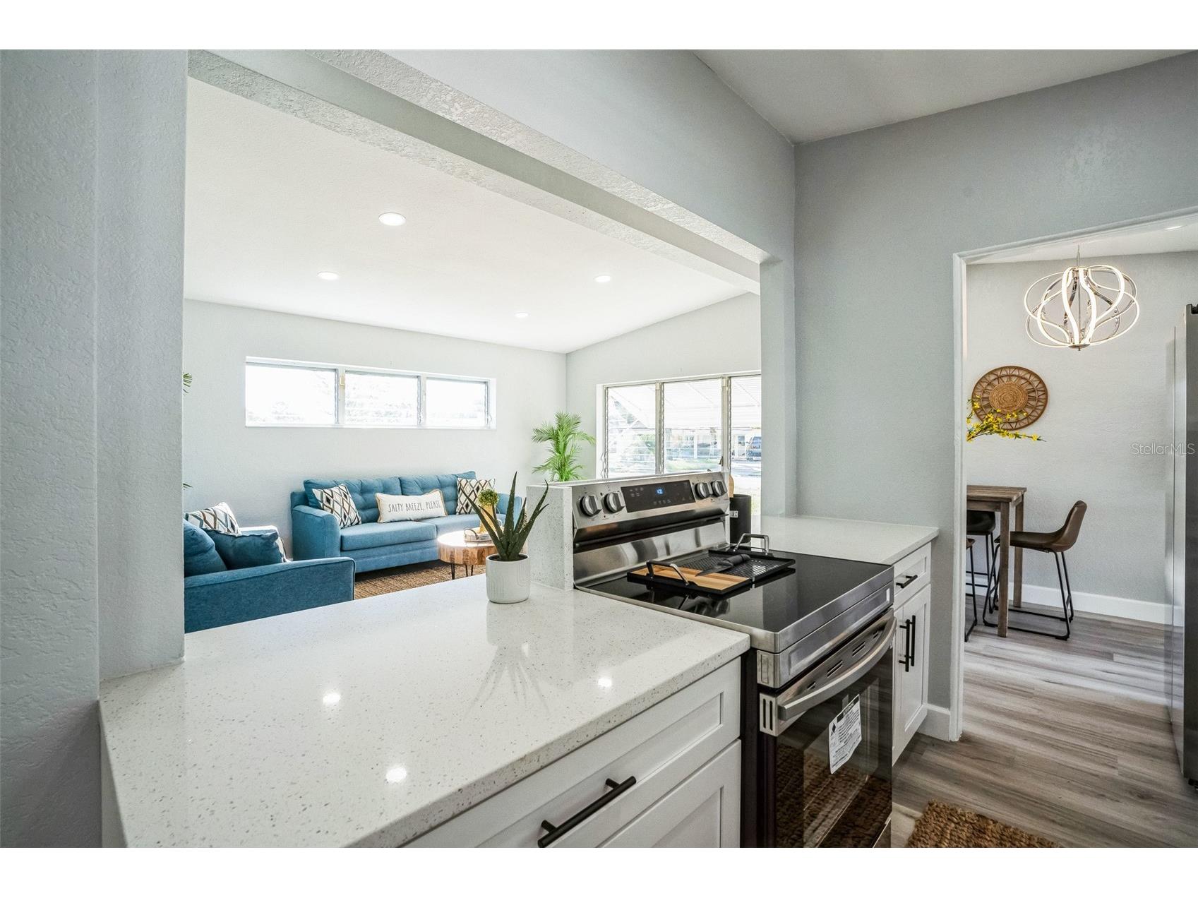 101 Sunlit Cove Drive NE Saint Petersburg FL 33702 TB8477272 image12