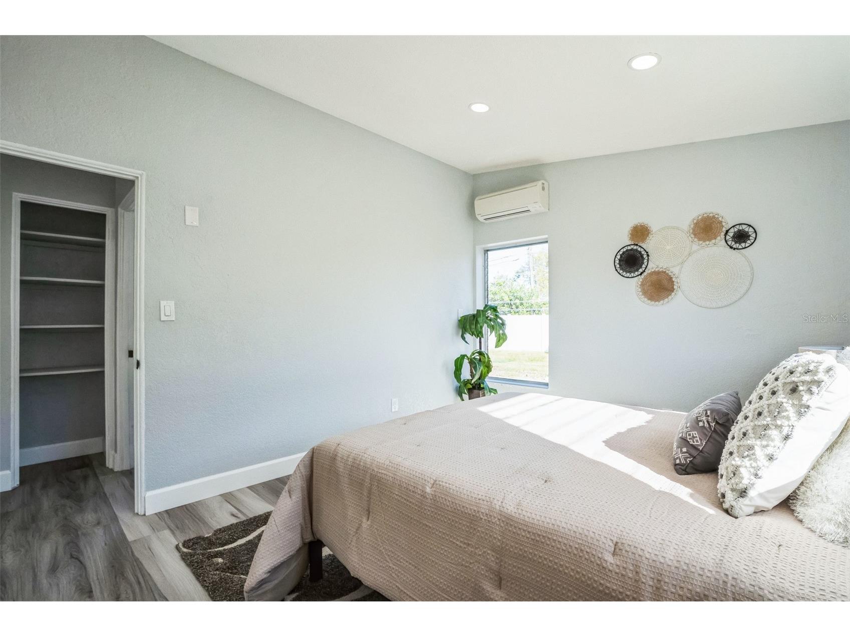 101 Sunlit Cove Drive NE Saint Petersburg FL 33702 TB8477272 image17