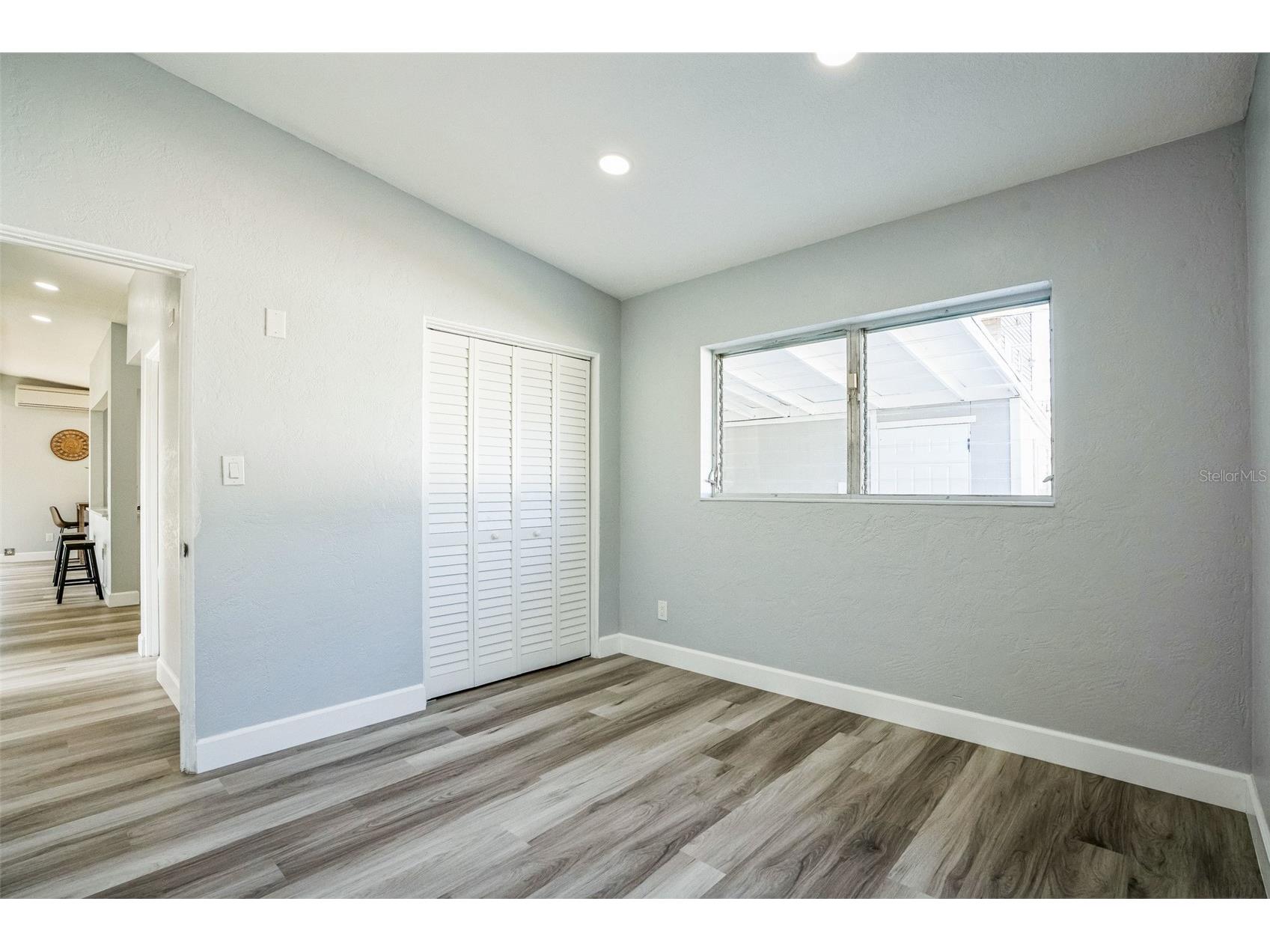 101 Sunlit Cove Drive NE Saint Petersburg FL 33702 TB8477272 image23