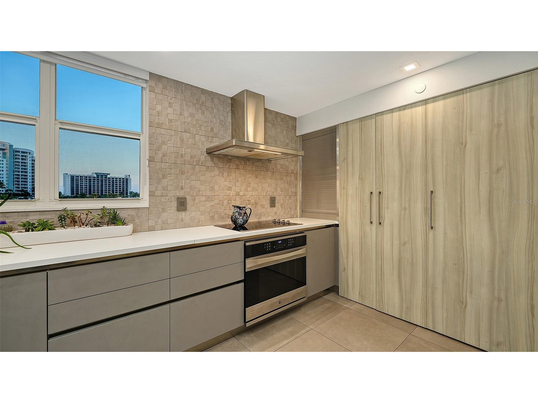 101 Sunset Drive #301 Sarasota FL 34236 - SARASOTA BAY A4685269 image12