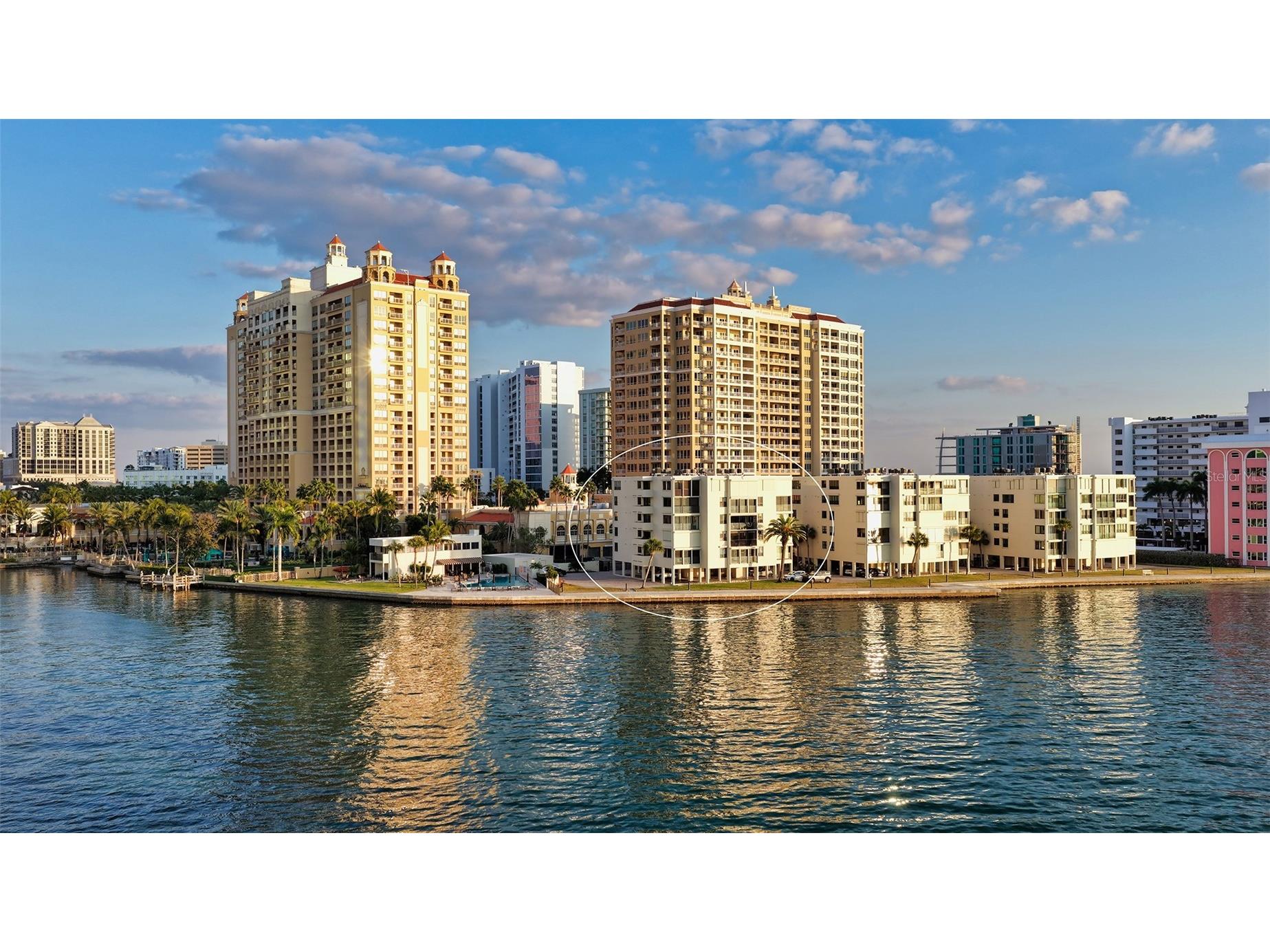 101 Sunset Drive #301 Sarasota FL 34236 - SARASOTA BAY A4685269 image2