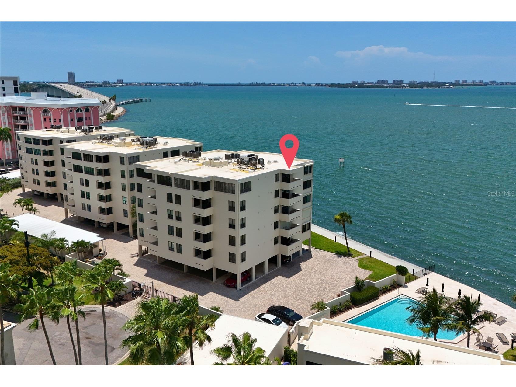 101 Sunset Drive #PH1 Sarasota FL 34236 - SARASOTA BAY A4698459 image1