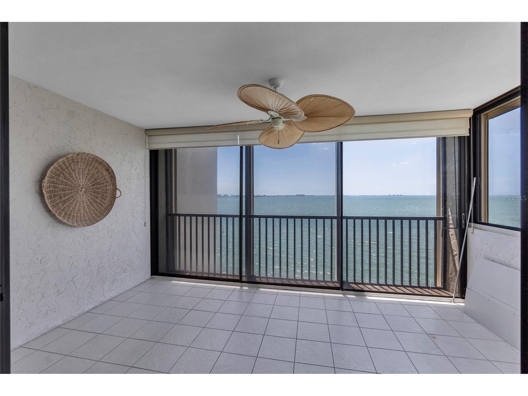 101 Sunset Drive #PH1 Sarasota FL 34236 - SARASOTA BAY A4698459 image3